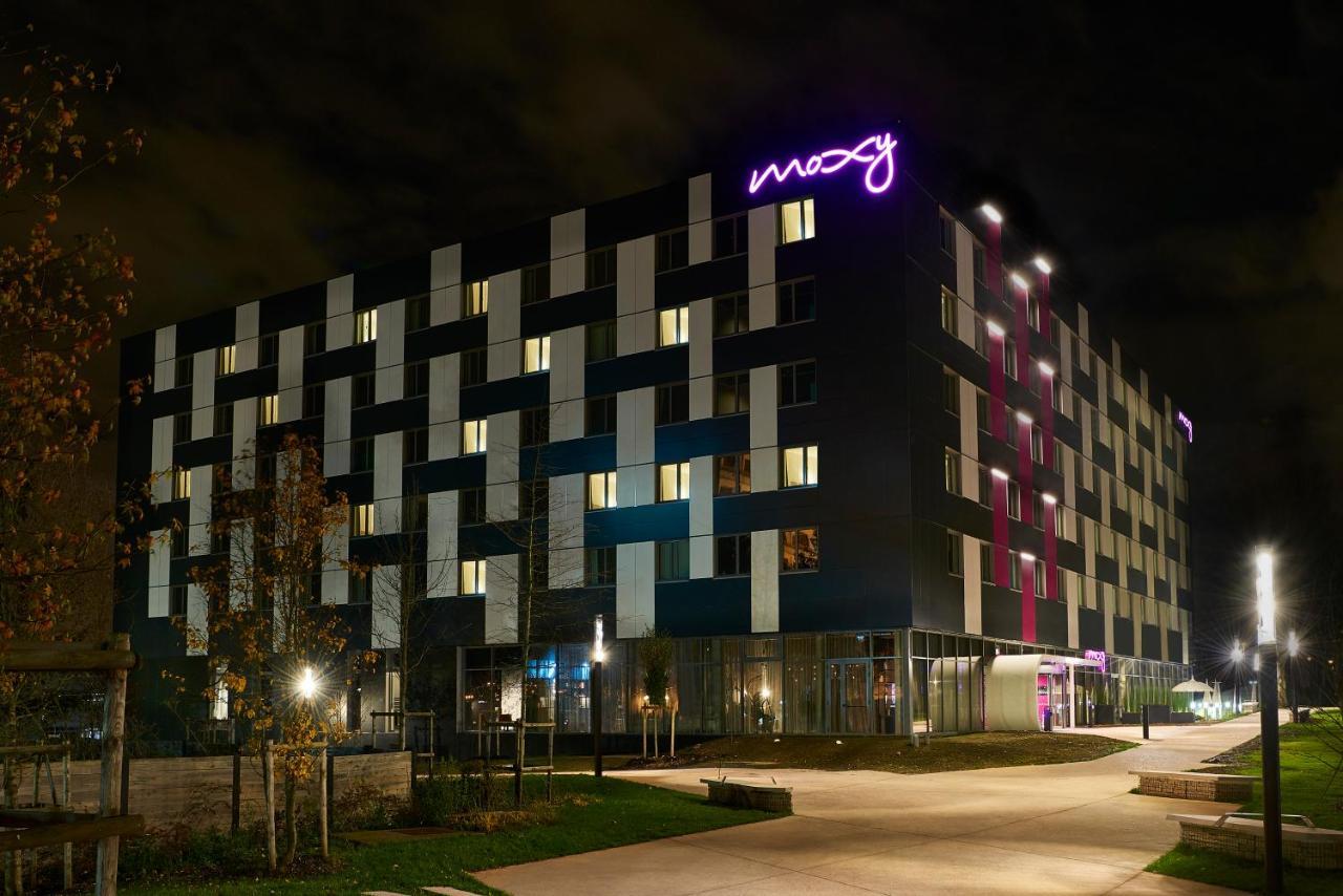Moxy Paris Charles De Gaulle Airport Ξενοδοχείο Ρουασί-αν-Φρανς Εξωτερικό φωτογραφία